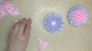 Бантики из атласной ленты 12 мм .