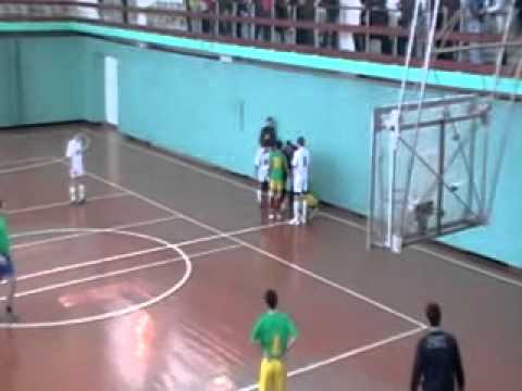 22.01.2012 "Шар" (Орск) - "ФрешГИД" (Орск) - 3:2 (период 1) смотреть онлайн