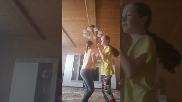 танец рисую нас смотреть онлайн