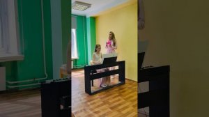 «Журавли». Дуэт мамы с дочкой. Воинам-героям, защищающим Россию, посвящается…🇷🇺