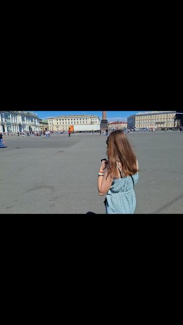 Эрмитаж
Дворцовая площадь