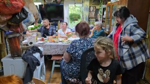 Лежанка под навесом и насыщенный вечер