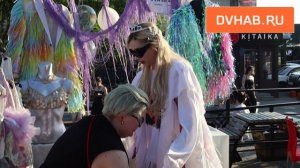 Амурского тигра в виде талисмана манэки-тора представили на «Гаражке» в Хабаровске