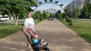 Пришли с Wildberries😊пробуем конфетки и пастилу.