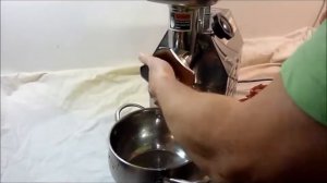 Мясорубка GoodFood MG12E