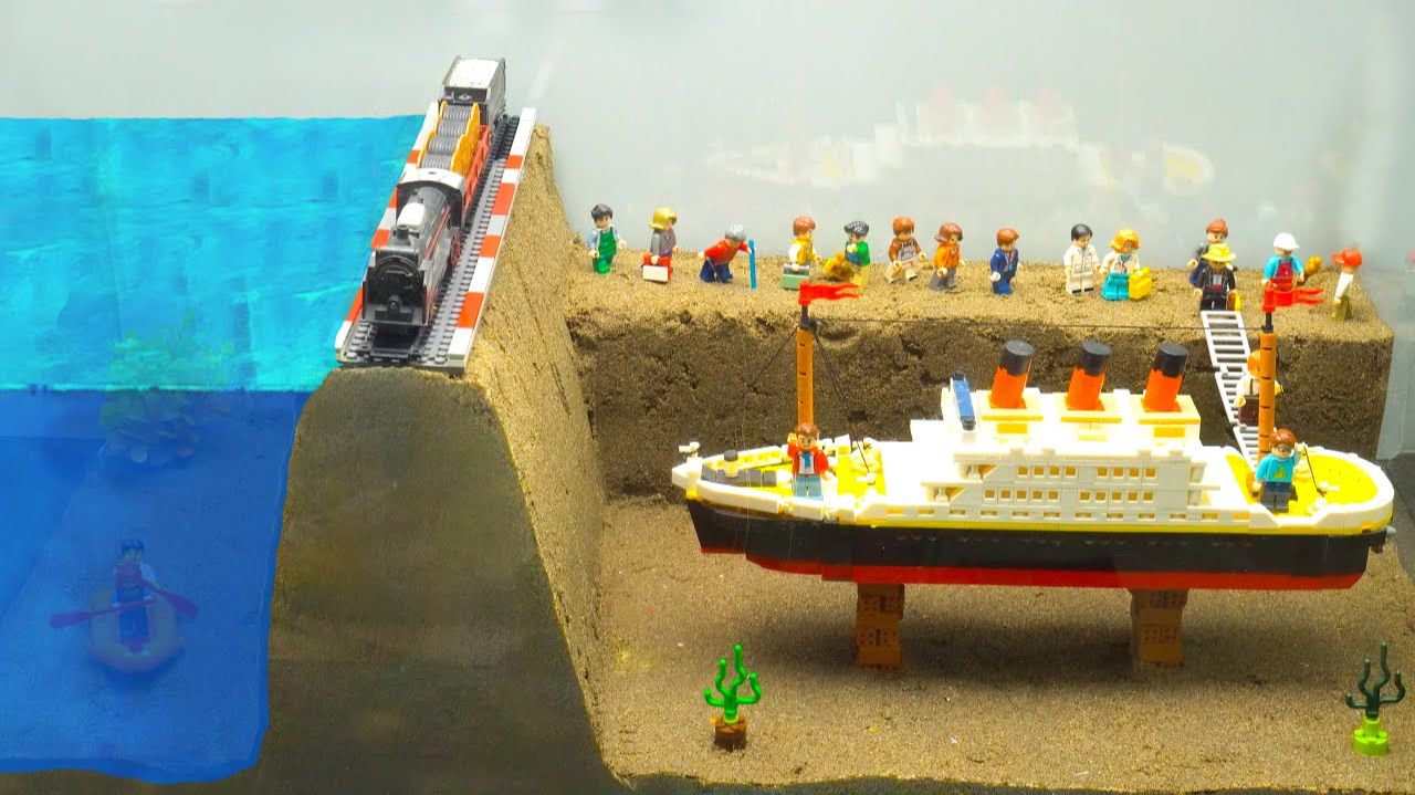 Прорванная ДАМБА против ГОРОДА и ЛОДКИ LEGO ! смотреть онлайн