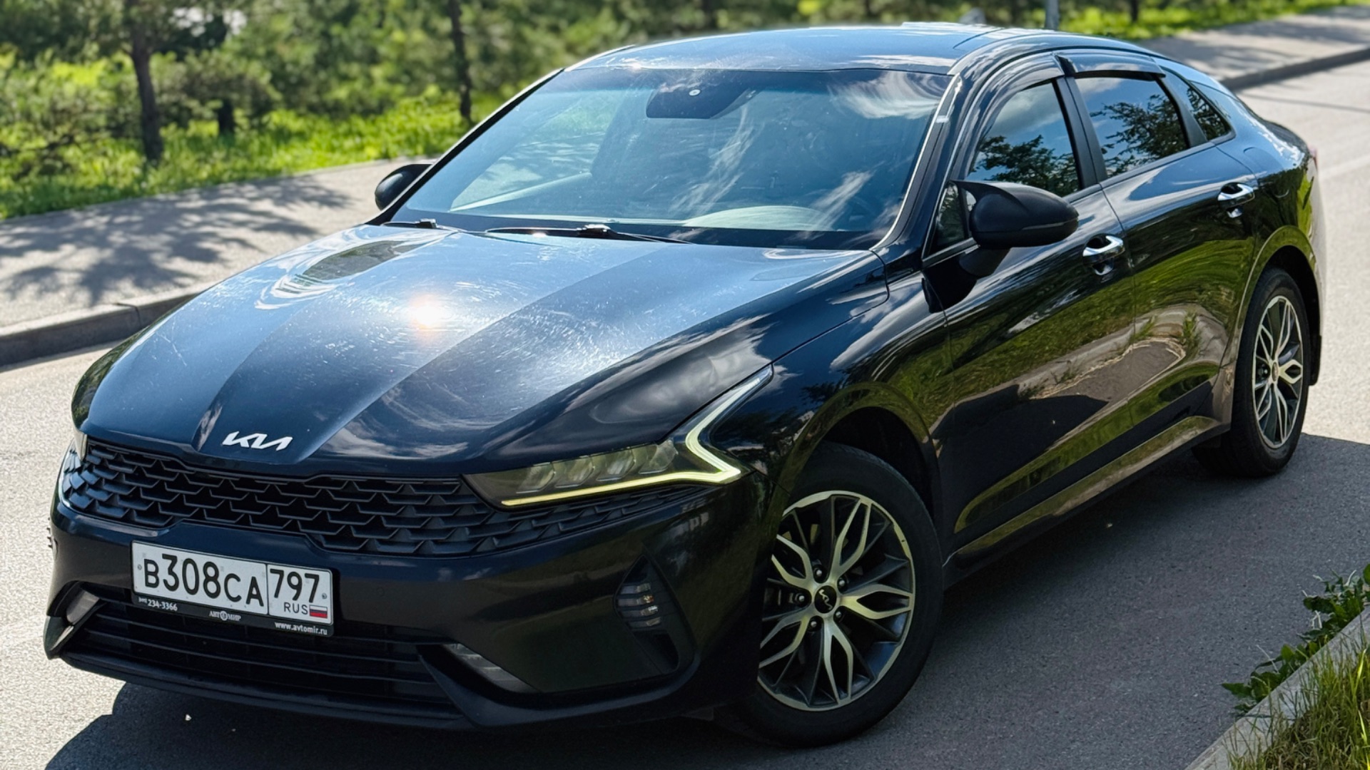 KIA k5 смотреть онлайн