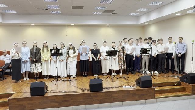 Молодёжь - Каждый день настойчиво и звучно