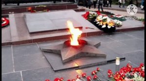 ВСТАНЕМ... ГЕРОИ РОССИИ ОСТАНУТСЯ В НАШИХ СЕРДЦАХ... ДО КОНЦА