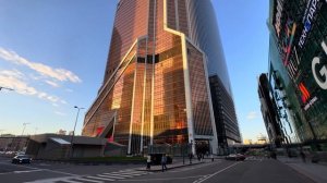 Чем позже становилось, тем нереальнее становилась Европа 🍾.
