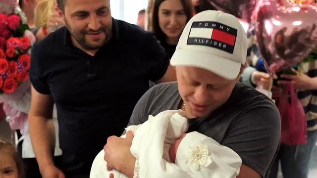 Выписка из роддома - шоурил работ | Фотомафия