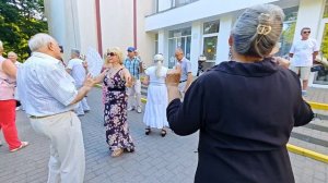 21.06.26г... «РАЗОШЛИСЬ ДОРОЖКИ»...