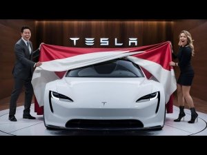 Электрический зверь на свободе — Полный обзор Tesla Roadster 2025!