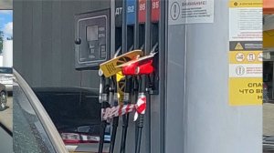 Лада Гранта Кросс Пытаемся заправиться ищем АЗС