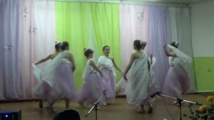 Танец «Снежный вальс» - группа «Конфетти» - руководитель Надежда Матвеева