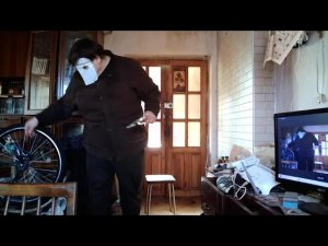 как сделать чтобы переключатель скоростей спортивного велосипеда не шел в спицы