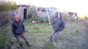 сентябрь 2021✅Накопал металл и его украли ! В деревне купили диван на металл каркасе.