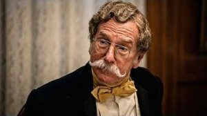 Жизнь, Ларри и стремление к несчастью — Русский трейлер (Субтитры, 2026)