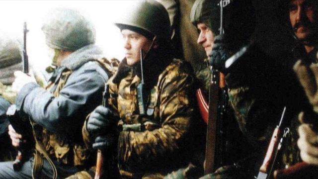 Варлаков Олег - Старший лейтенант милиции, участник первой чеченской, Герой Российской Федерации