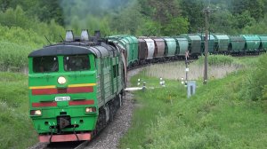 Amazing diesel engine sound! Diesel locomotive 2TE10U-0221 at full power!