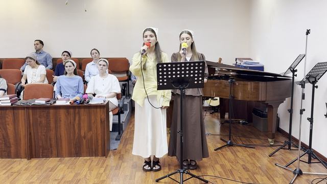 Надя и Лиза - Я лежала в пыли и грязи