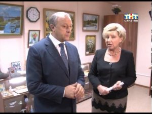 Валерий Радаев в комплексном центре социального обслуживания города Энгельса