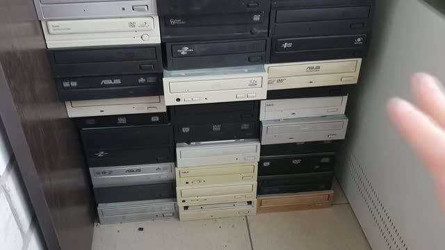 разбор CD привода от компа смотреть онлайн