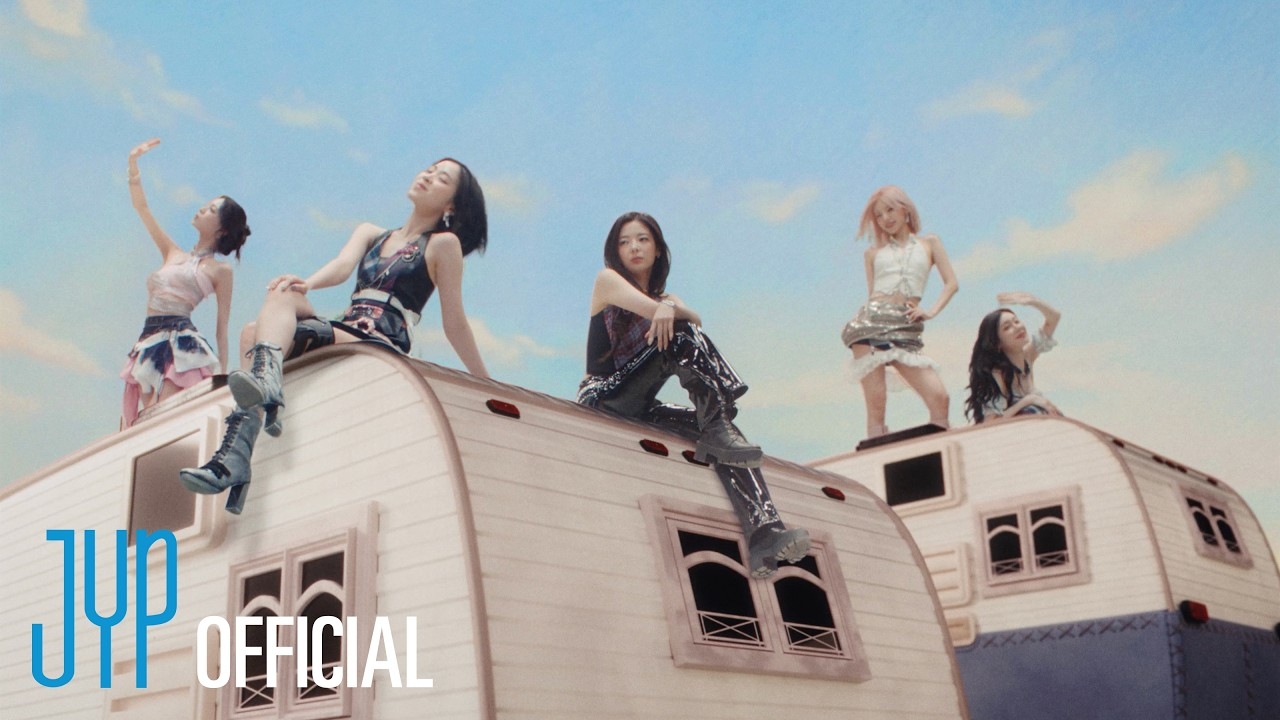 ITZY 'MOTTO' M/V