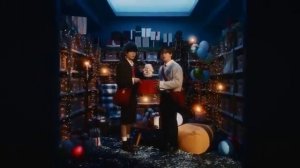 Stray Kids
Christmas Love M/V