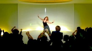 Madonna - Beautiful Stranger