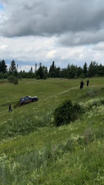 Немножко подпрыгнул на ниве спорт #niva #nivasport смотреть онлайн