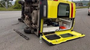 Недоношенный младенец весом менее килограмма пострадал в аварии со скорой помощью в Приморье.
