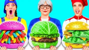 Я против Бабушки Кулинарный Челлендж Укрась Торт | Потрясающие Кухонные Лайфхаки