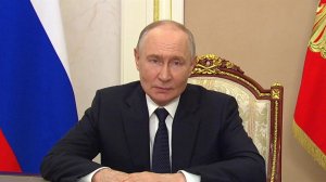 Владимир Путин поздравил врачей с Днем медицинского работника.