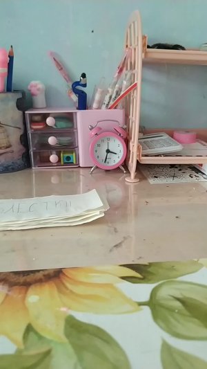 распаковка бумажных сюрпризов