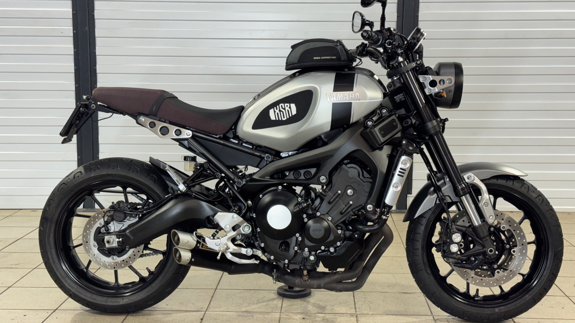 Yamaha XSR900 смотреть онлайн