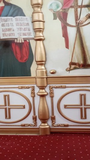 Божественная служба в храме Святой Троицы