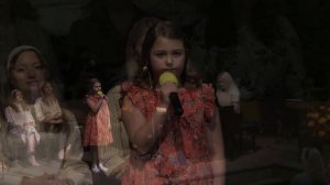 Кто раскрасил эту землю.  - Сабрина Сандута / FSBC Tulsa