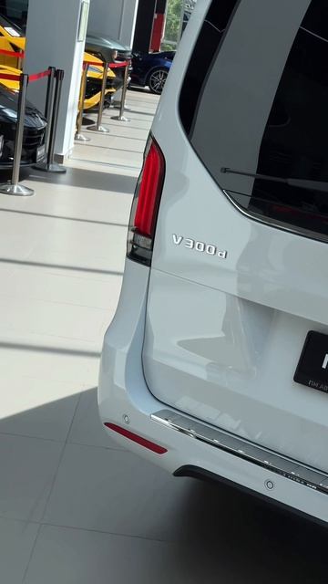 В продаже Mercedes V300d Amg Line / Также мы можем дооснастить вшку аж до кабинета подробнее в видео смотреть онлайн