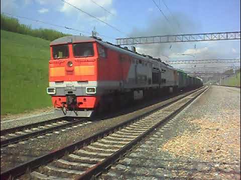 Тепловоз 2ТЭ10М-2809. Карабкается на подъём. Звук 10Д100. смотреть онлайн