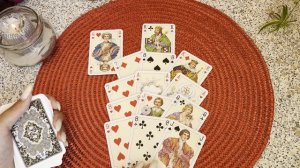 Крестовый король. Его мысли, чувства, действия к Вам. Гадание на игральных картах