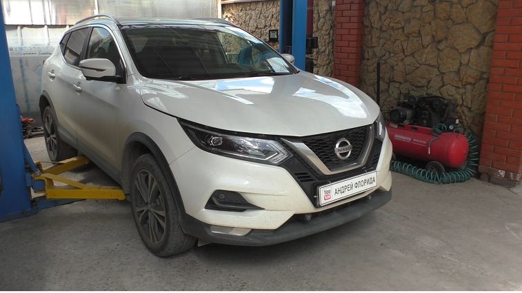 Замена шкива генератора и приводного ремня на Nissan Qashqai 2,0 Ниссан Кашкай 2020