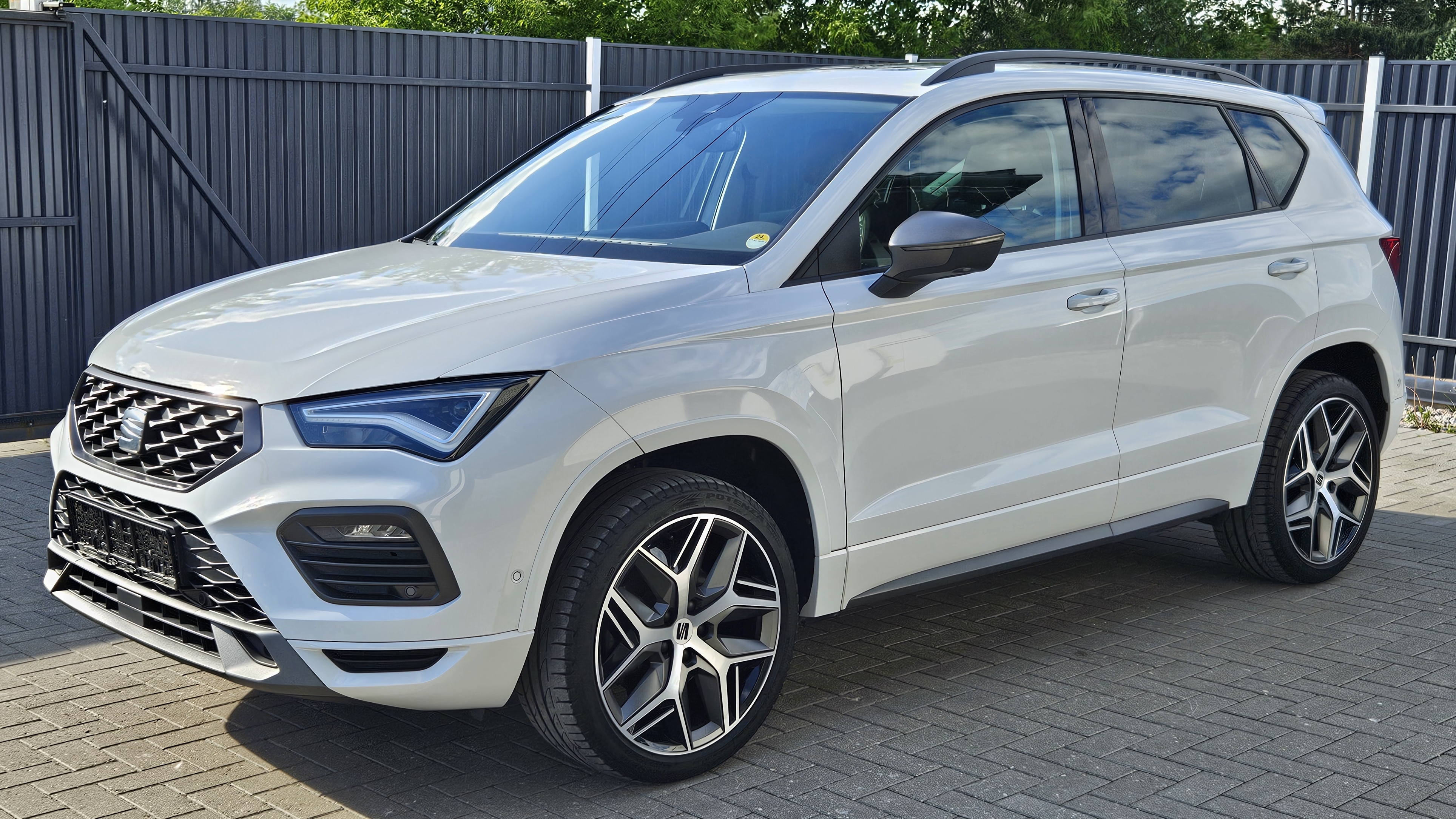 Seat Ateca FR 2022! 1.5 TSI бензин 150 hp DSG7 DQ200. BeatsAudio, Webasto, панорама, камера, фаркоп. смотреть онлайн