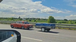 Ваз 2106 валим в перед под прицепом )))