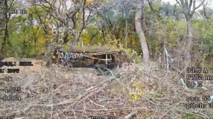 Дронщик с позывным «Шрам» заминусил ствольное орудие хохла на Великомихайловском направлении.