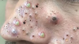 Успокаивающий уход за лицом для снятия стресса в спа-салоне класса люкс. Обретите внутренний поко...
