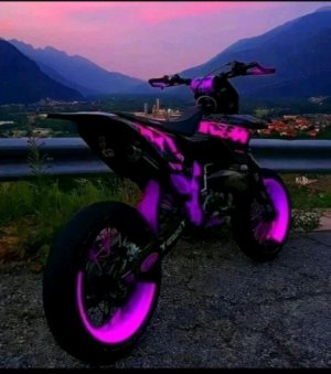 Weeee512