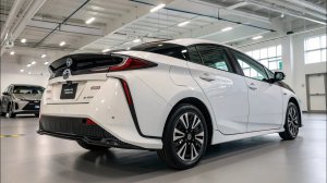 Toyota Prius Prime 2026 — Самый мощный гибрид от Toyota! Полный обзор