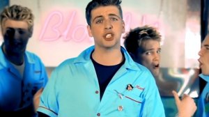 Westlife - Uptown Girl