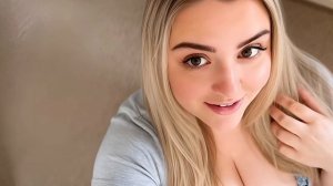 Красотки в постели, селфи, красивые девушки смотреть видео